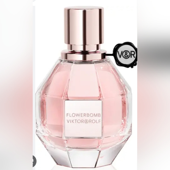 FlowerBomb Viktor & Rolf - Picture 4 of 7